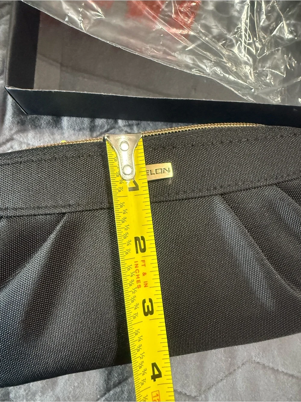 Travelon Black wallet/ wristlet